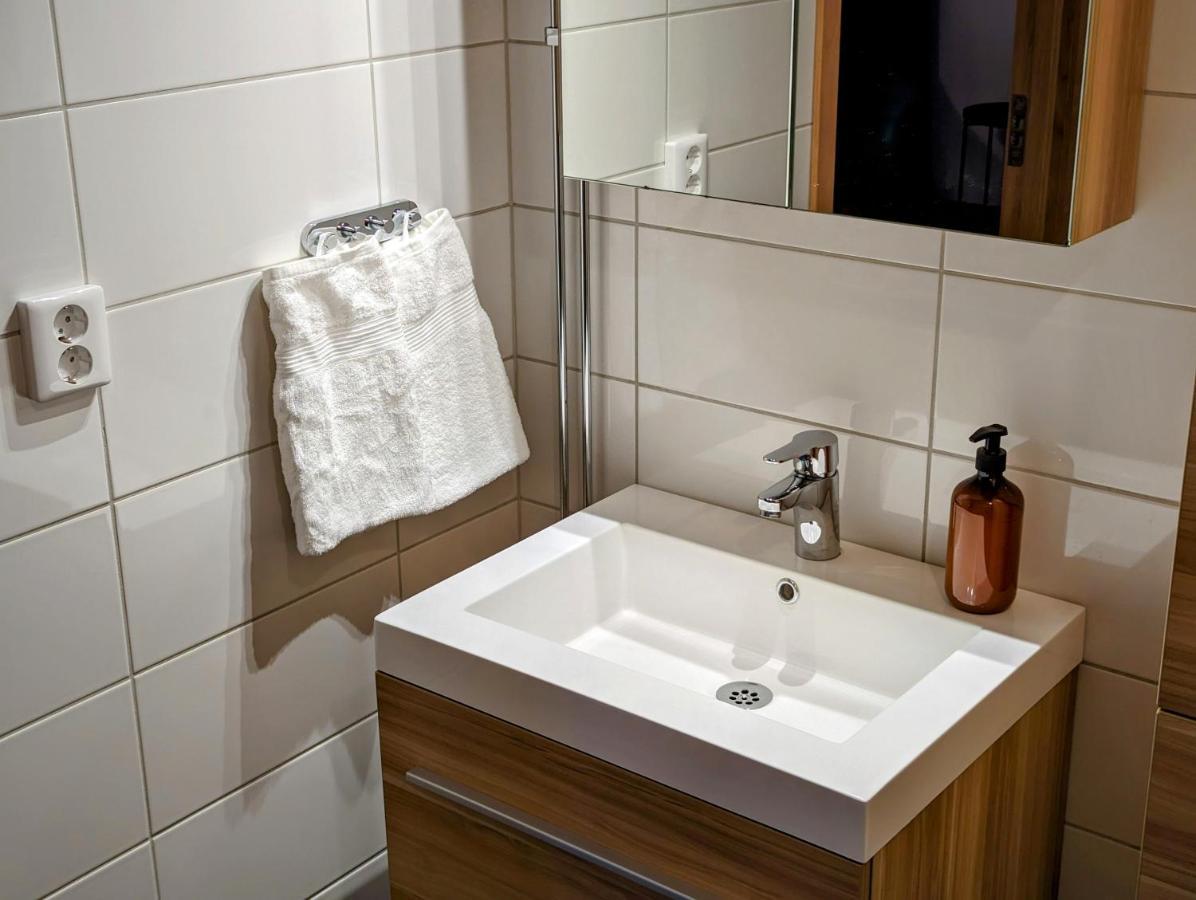 Hotell Bro Kristinehamn Ngoại thất bức ảnh