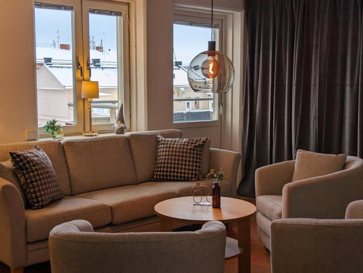 Hotell Bro Kristinehamn Ngoại thất bức ảnh